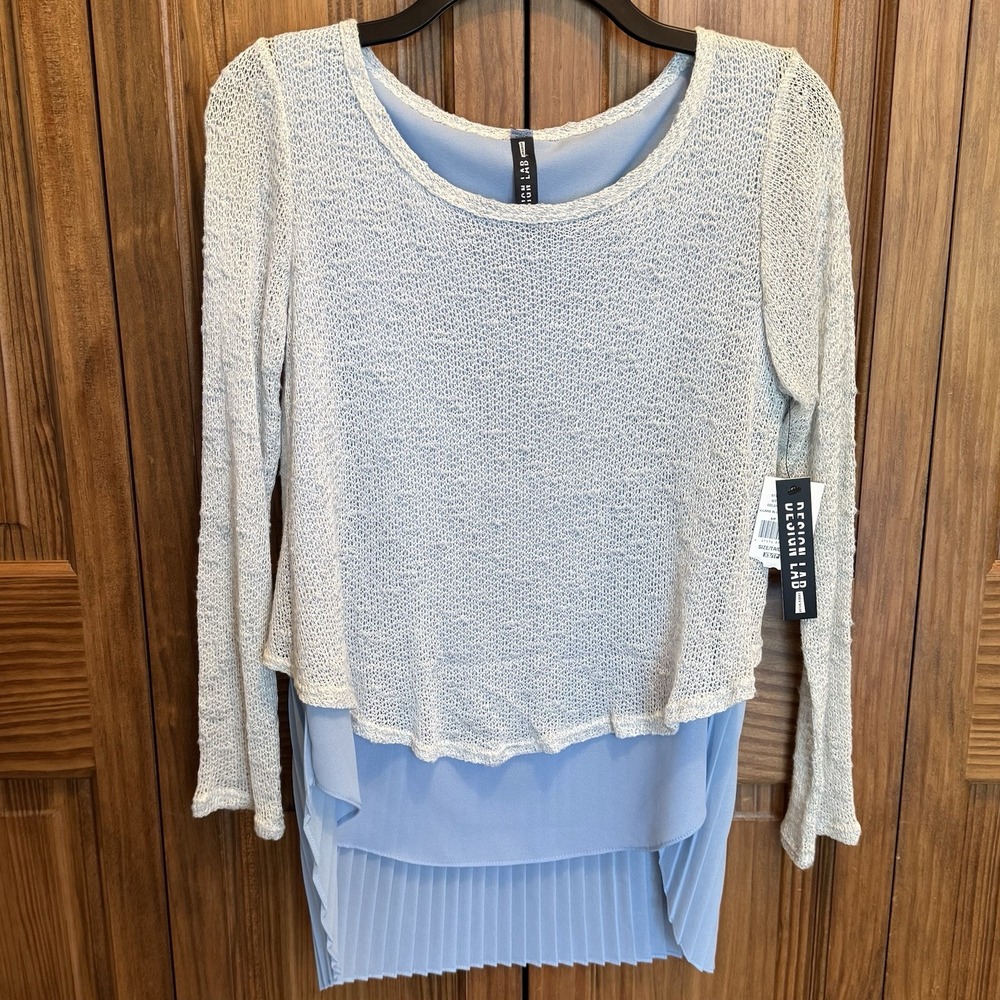 Design Lab Long Sleeve Sweater Top Blue White Coquette Pleated Hem Size XS NWT
